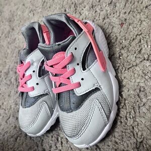 Nike Huarache Run Sneakers